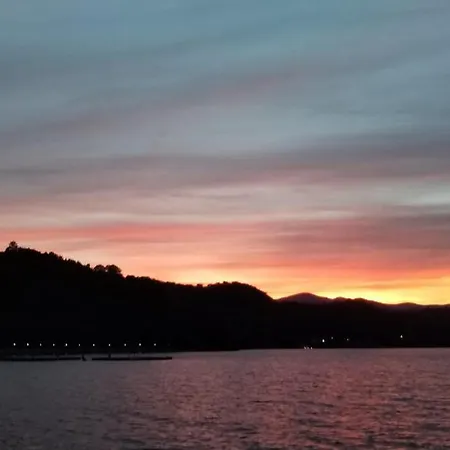 Sobe Lara * דונג'י מלינובאץ'