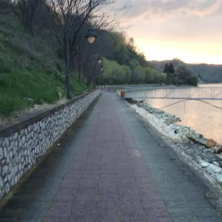 Sobe Lara * Donji Milanovac