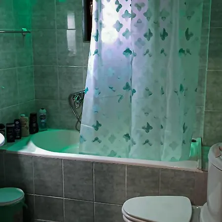 Sobe Lara Homestay *